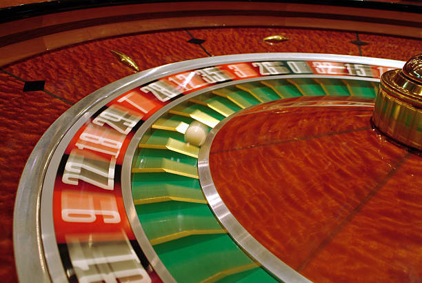 Mega Moolah bonus round and multiplier feature on slotmania